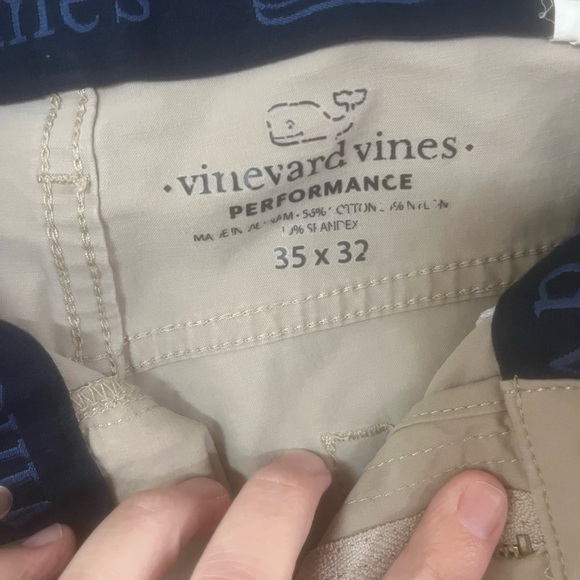Vineyard Vines performance 35 x 32 - Picture 4 of 4